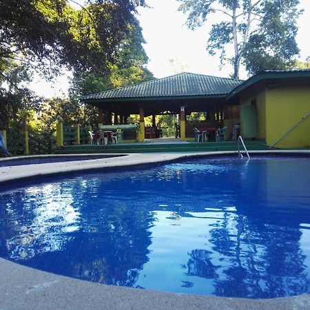 Hotel Rancho Las Cabañas Guápiles Exterior foto