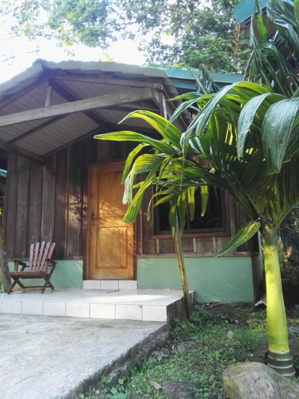 Hotel Rancho Las Cabañas Guápiles Exterior foto