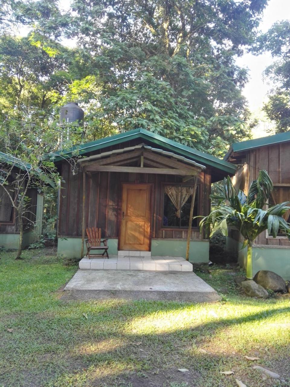Hotel Rancho Las Cabañas Guápiles Exterior foto